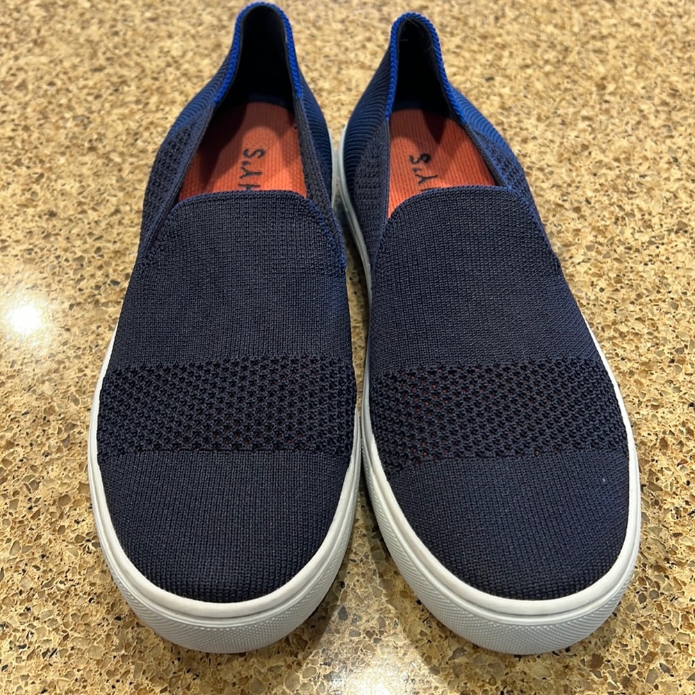 rothys coral sneaker